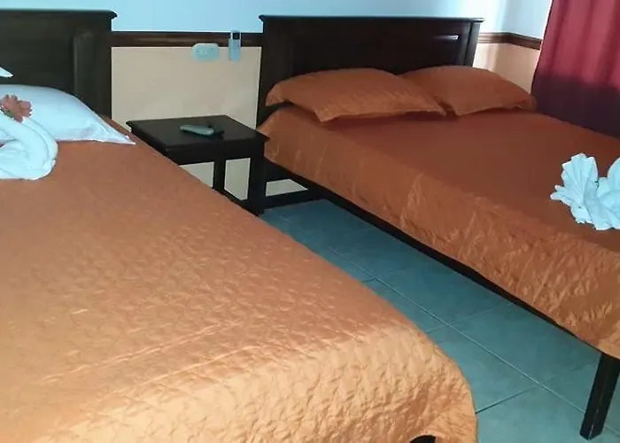 Cabinas Esmeralda * GUANACASTE